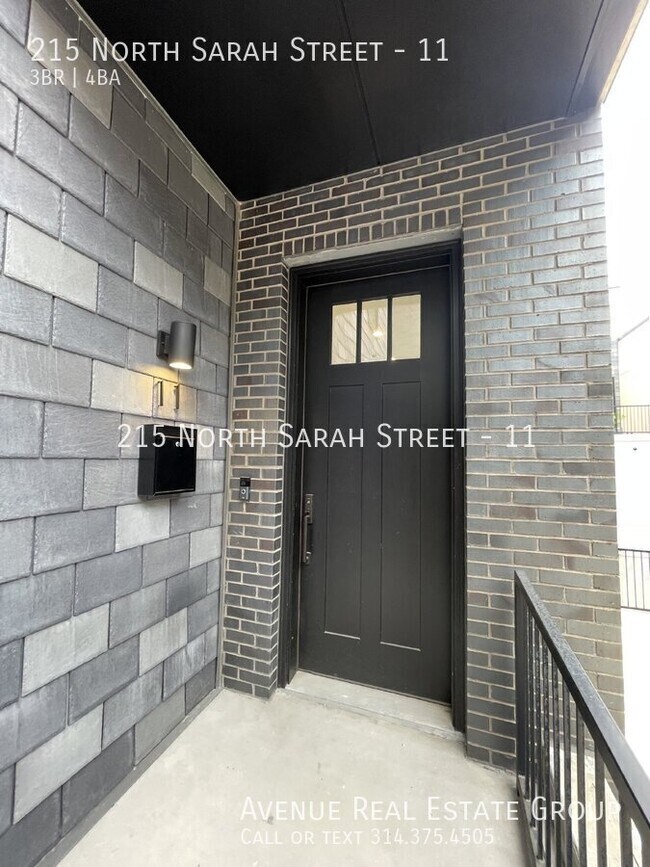 Foto del edificio - 215 N Sarah St