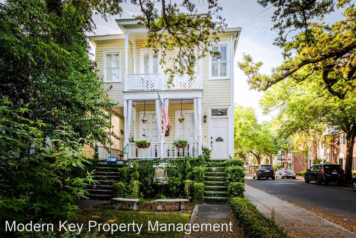Primary Photo - 2 br, 2 bath House - 132 Queen St Unit A