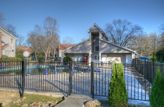 Foto del edificio - 6634 Willow Pointe Dr NW