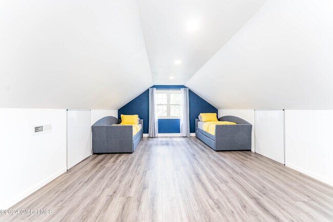 Building Photo - 1358 Ruffner Rd