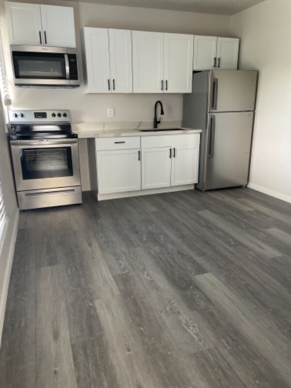 Foto principal - 925 E McKinley St