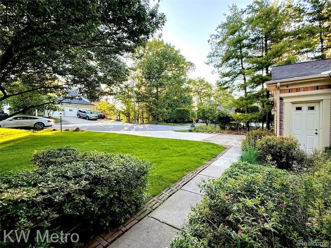 Building Photo - 1448 Inwoods Cir