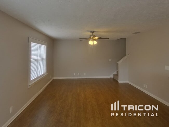Building Photo - 5018 Nina Marie Ave