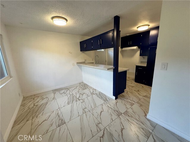 Foto del edificio - 9234 San Juan Ave