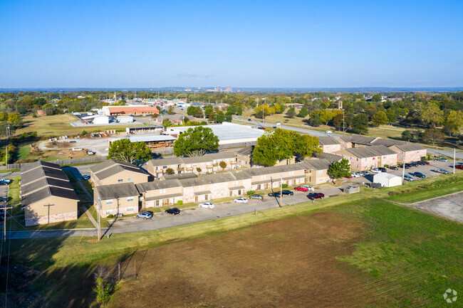 Rolling Hills - BARTLESVILLE PORTFOLIO