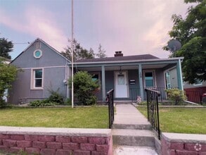 Building Photo - 109 L St