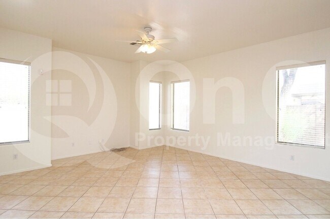 Building Photo - 2618 W Minton St