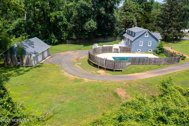 Building Photo - 65 Hurleys Ln