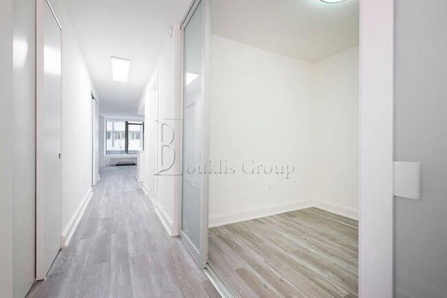 Building Photo - 2 bedroom in New York City NY 10004