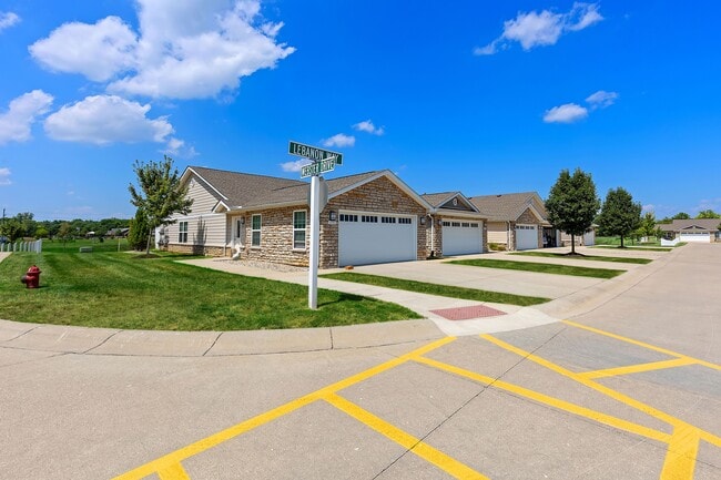 Foto del edificio - Redwood Noblesville Webster Drive