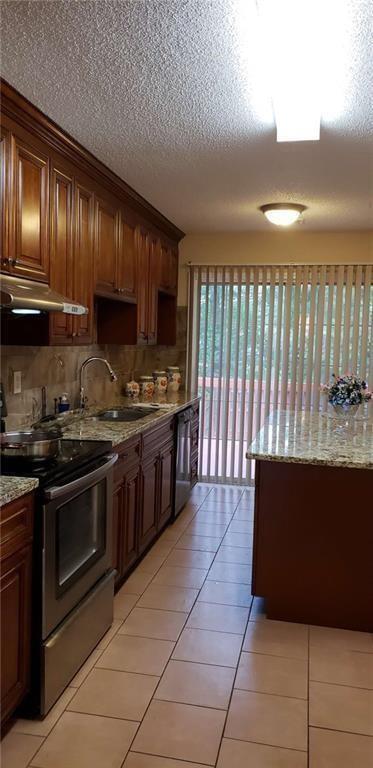 Foto del edificio - 2880 Binghampton Ln