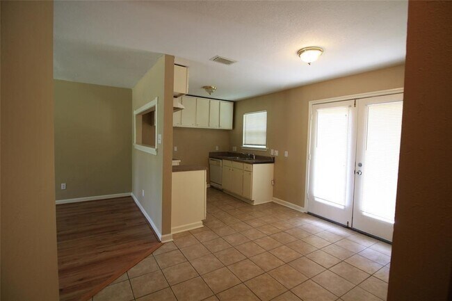 Foto del edificio - 3907 Botany Ln