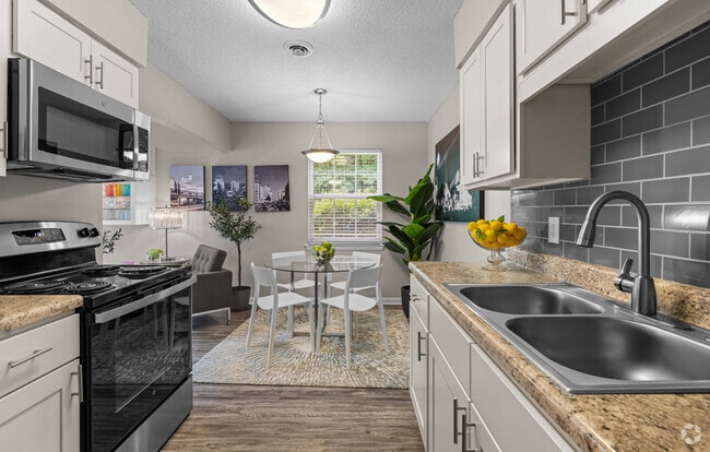 Aspen Floorplan at Woodland Creek Apartments - Woodland Creek Apartments
