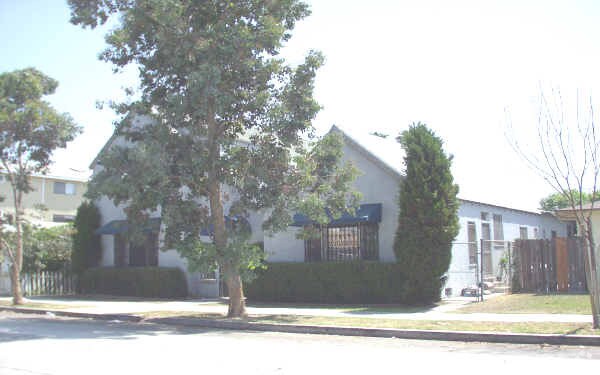 Building Photo - 1058 Molino Ave