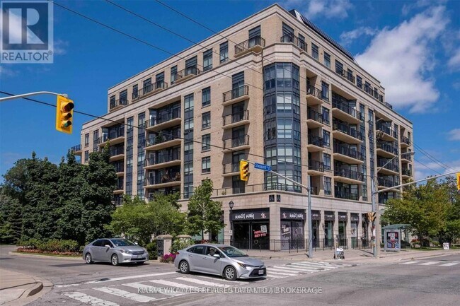 Photo du bâtiment - 676 Sheppard Ave E