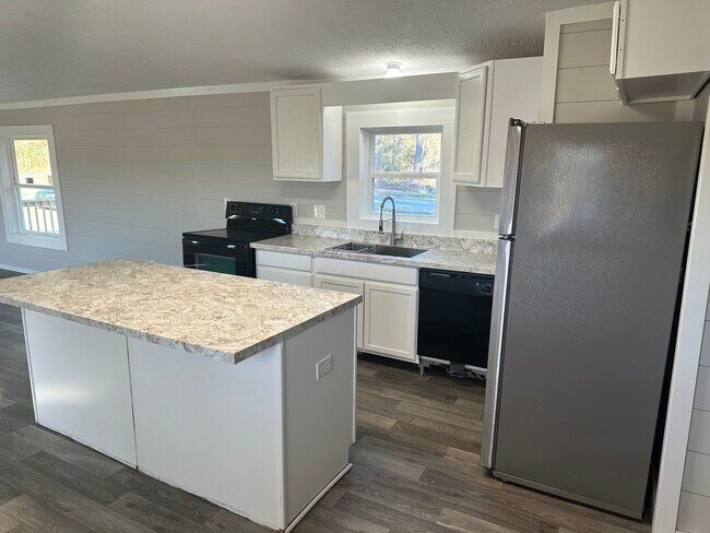 Building Photo - 4987 Page Rd