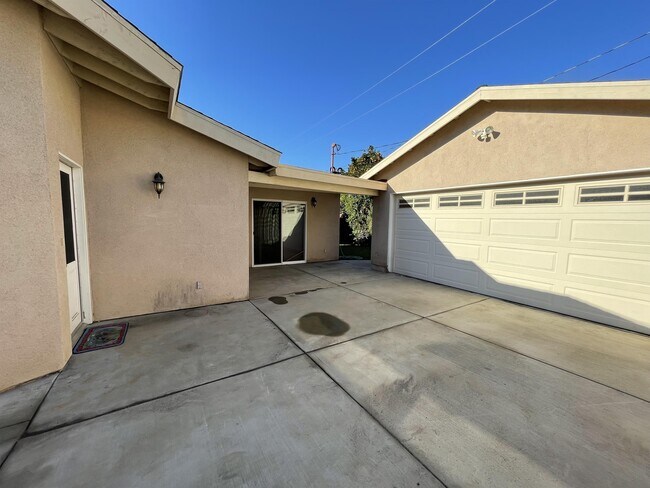 Photo - 12641 Dolan Ave House