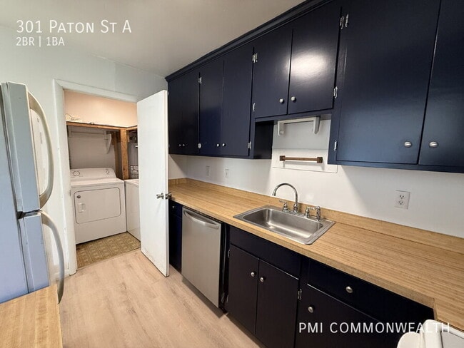Building Photo - 301 Paton St