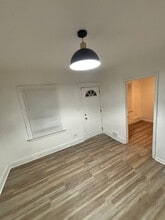 Building Photo - 11813 Soika Ave