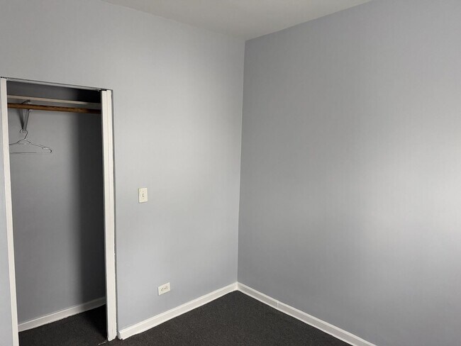 Foto del edificio - 10800 S Hoxie Ave