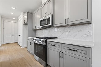 Building Photo - 4333 Avron Dr