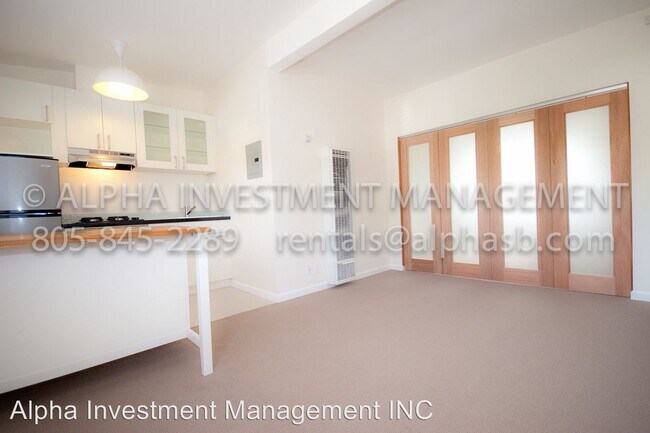 Building Photo - 323 W Quinto St