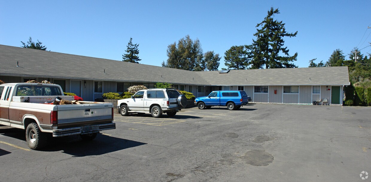Gold Coast Apartments Apartments in Florence, OR