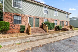 Building Photo - 4438 Dorothy Dr