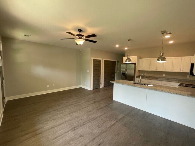 Building Photo - NEWLY CONSTRUCTED HOME PRE-LEASING FOR AUG...
