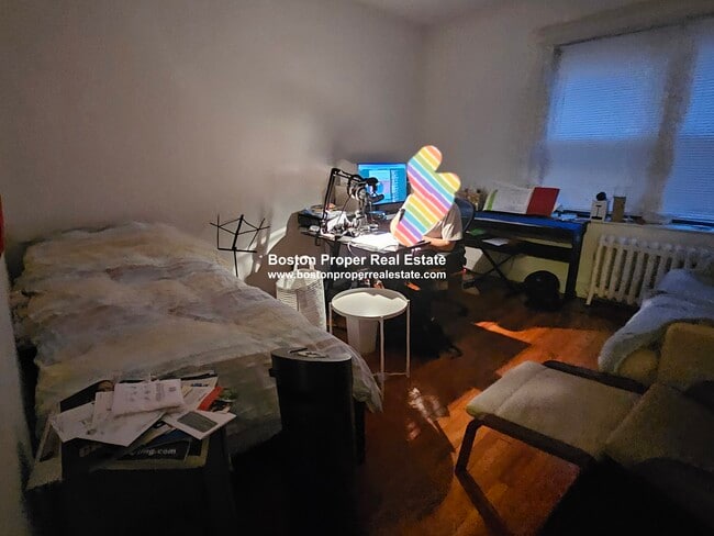 Building Photo - 56 Charlesgate E