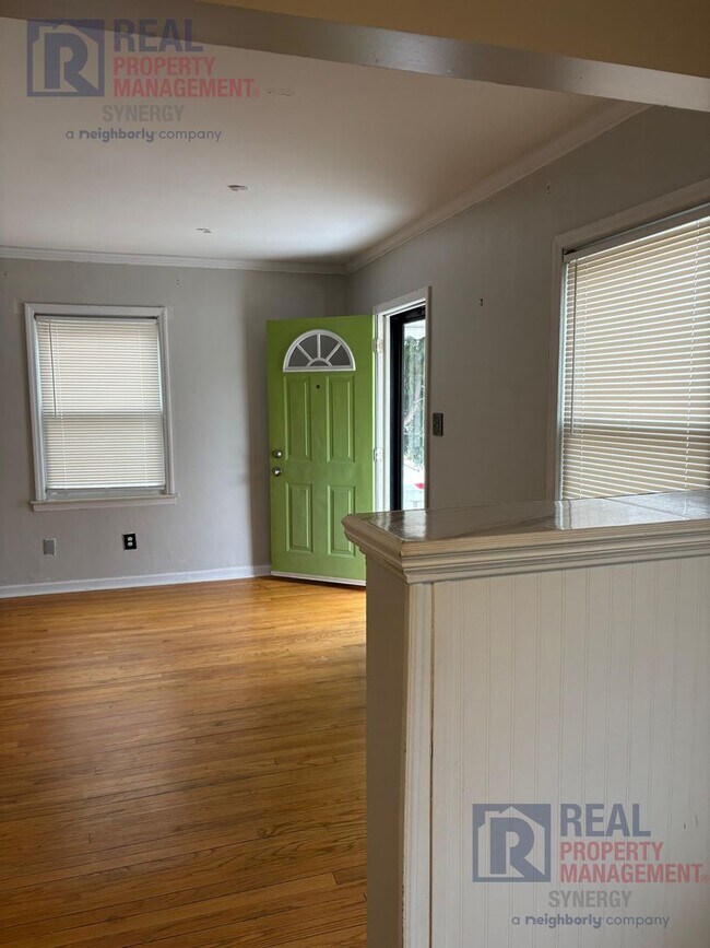 Foto del edificio - Charming Two Bedroom House