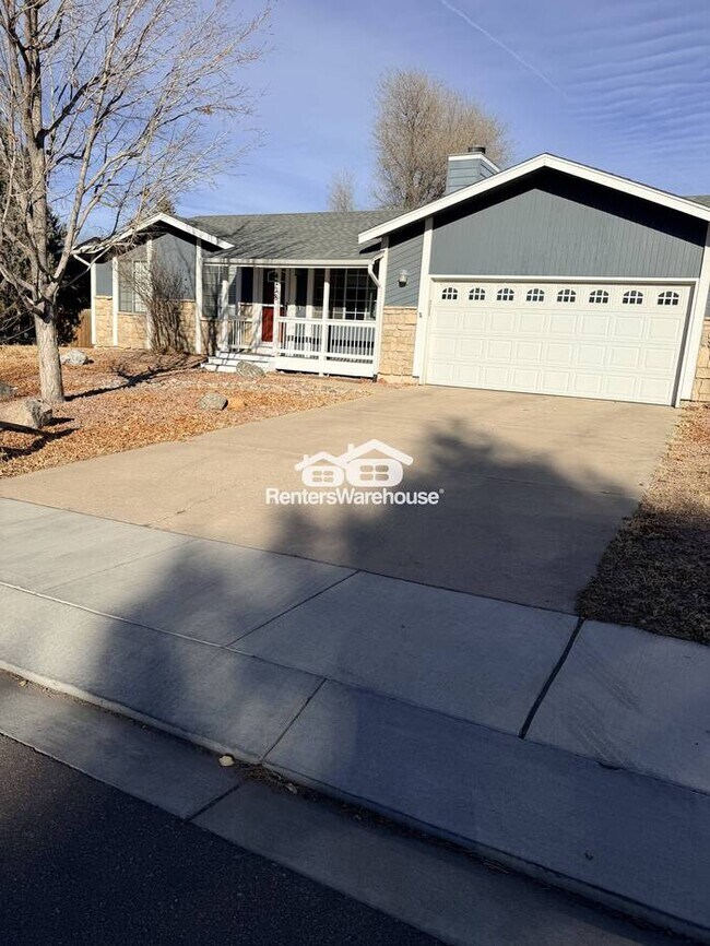 Building Photo - Three Bedrooms 1 Bath Ranch home in Colorado Springs available now!