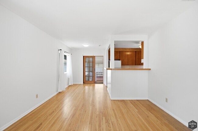 Foto del edificio - 4142 Lincoln Ave