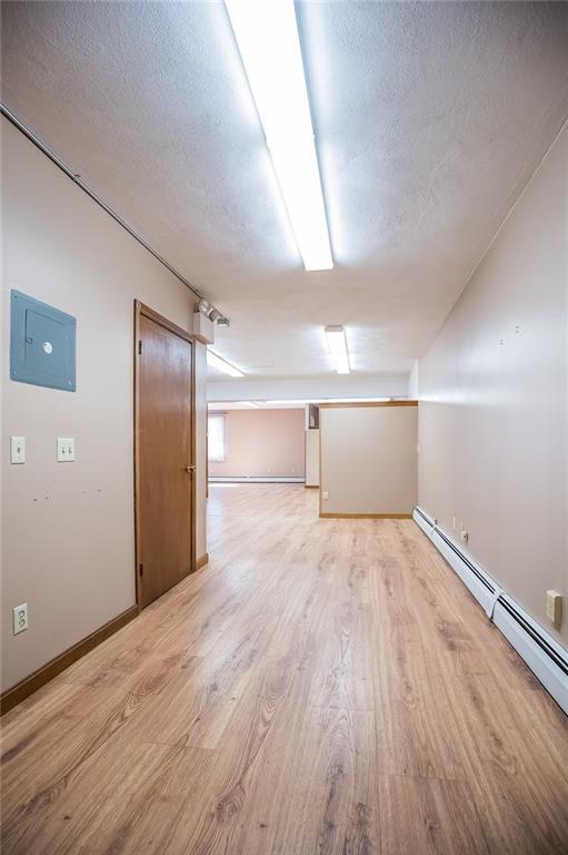Foto del edificio - 1060 Main St