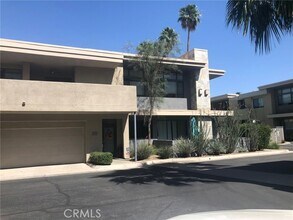 Building Photo - 1010 E Palm Canyon Dr
