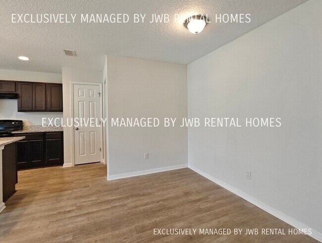 Foto del edificio - 5597 Longspur Ct
