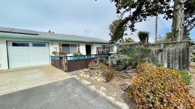 Building Photo - 822 Santa Maria Ave