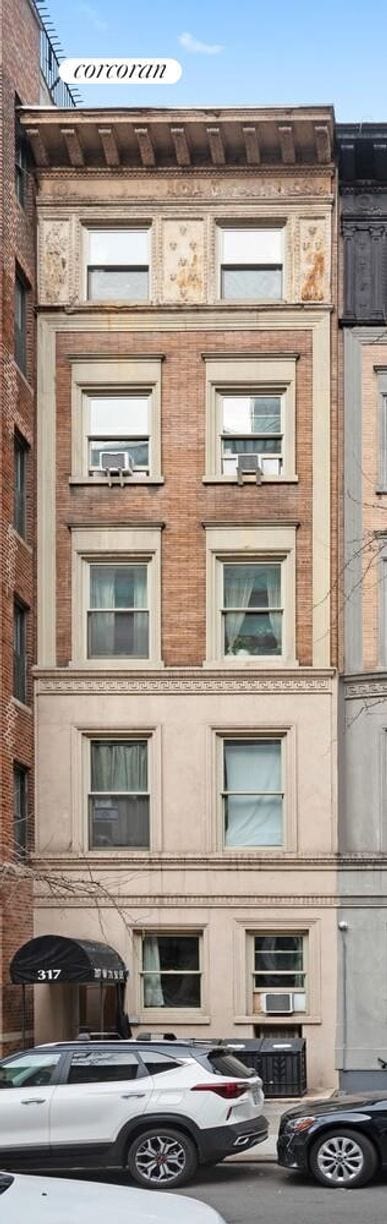 Building Photo - 317 W 71st St