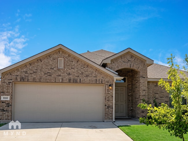 Building Photo - 9100 Zubia Ln