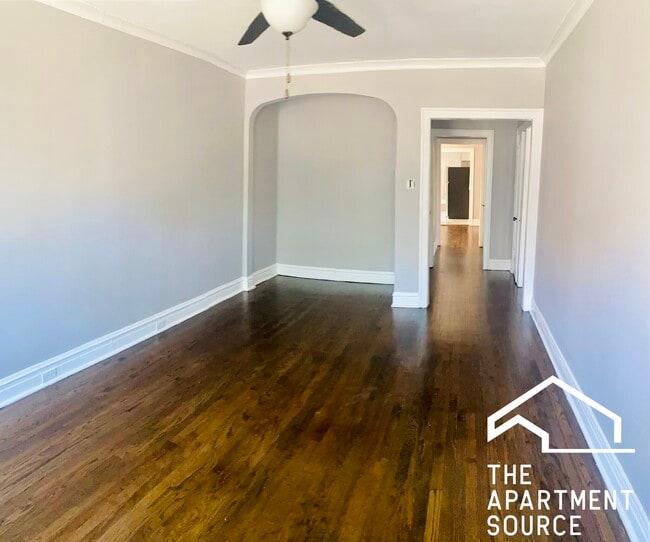 Building Photo - 4664 N Spaulding Ave