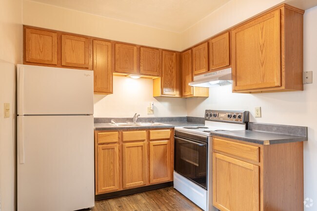 2BD 1BA 500 sq.ft. - Forest Ridge Apartments