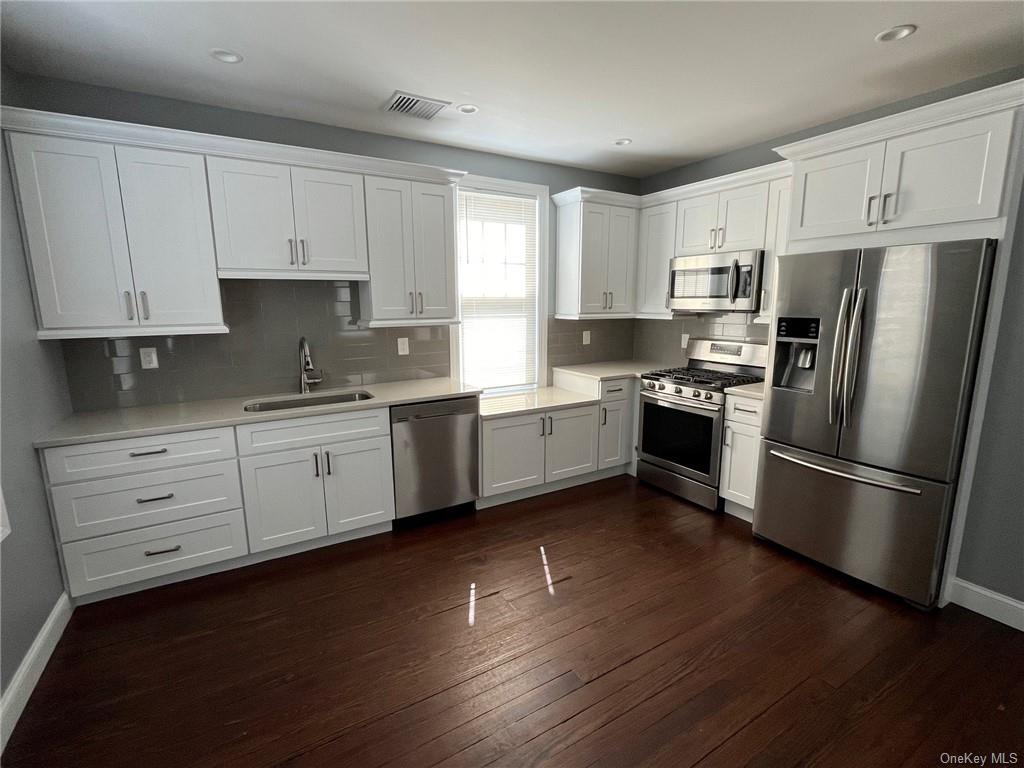 71 Park Ave Unit 2, Harrison, NY 10528 Room for Rent in Harrison, NY