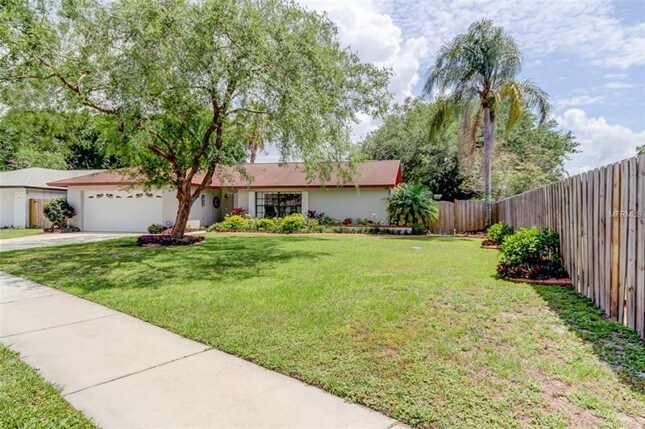 Building Photo - 1524 Blueteal Drive, Brandon, FL 33511