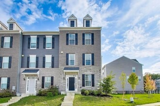 Building Photo - 2530 Lanham Hill Cir
