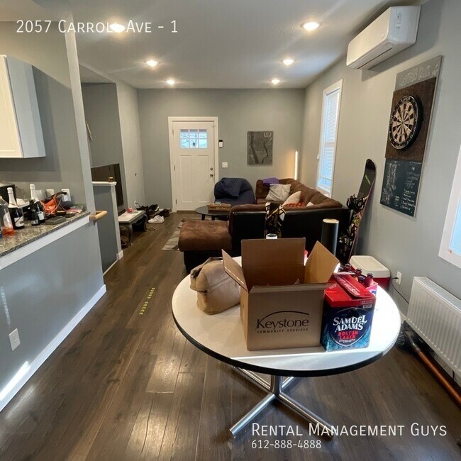 Foto del edificio - 2057 Carroll Ave