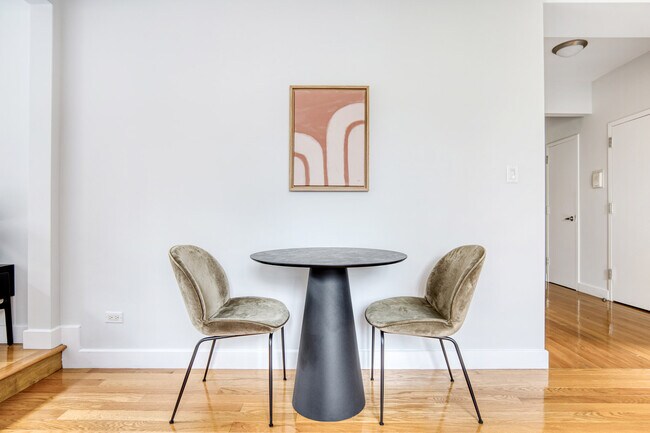 Foto del edificio - 252 E 61st St