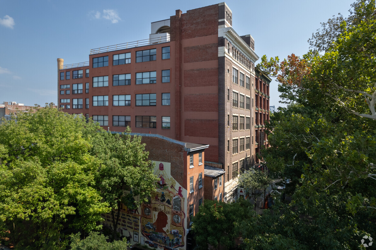 Primary Photo - Schmidt Building