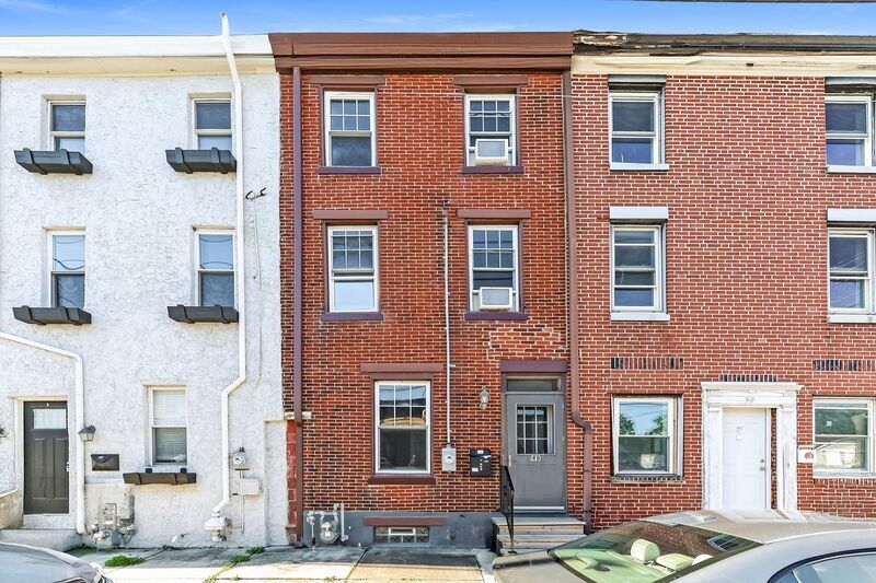 Foto principal - 48 W Front St