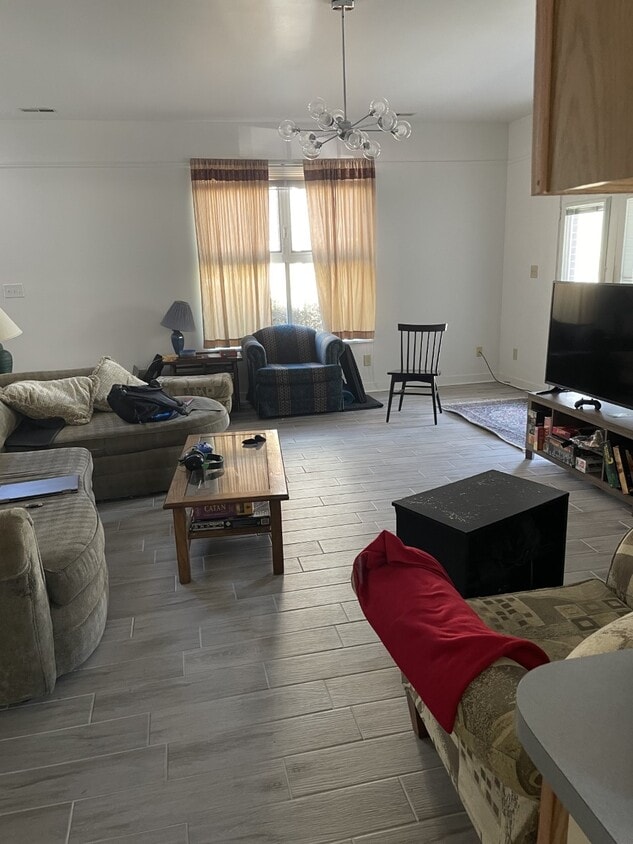 Living Room - 123 S Roberson St