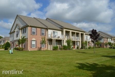 Primary Photo - 2 br, 2 bath Condo - 2413 Knollwood Dr